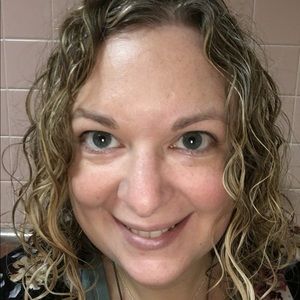 Meet your Posher, Mandy